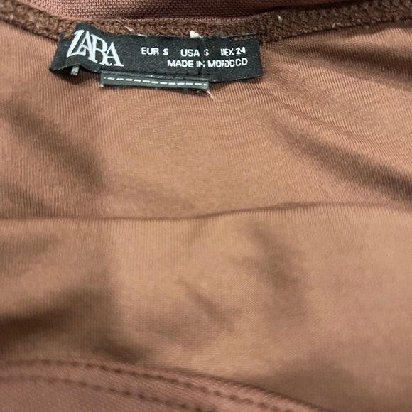 Zara Brown One-Shoulder Ruched One piece Swimsuit. Size- S - Picture 3 of 4